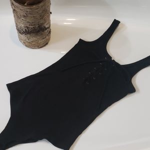 SUUPER CuTe ribbed bodysuit